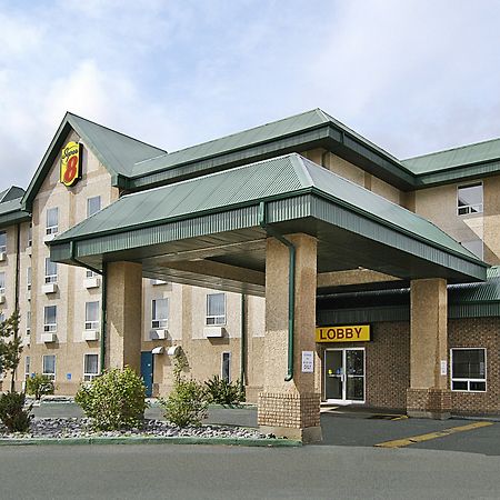 מלון לדוק Super 8 By Wyndham Edmonton International Airport מראה חיצוני תמונה